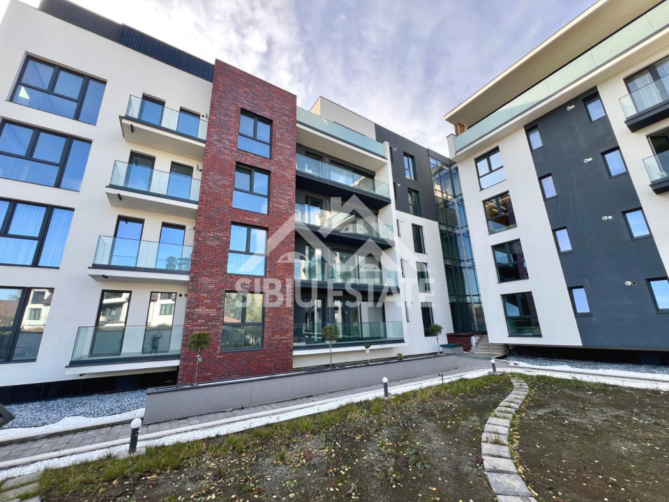 Apartament 3 camere, 2 bai Sibiu central Imobil Top lift garaj boxa