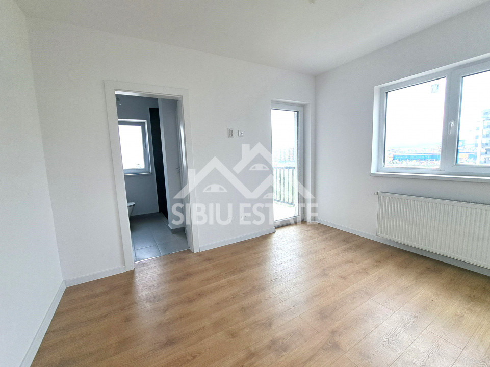 Apartament Sibiu 4 camere, 2 bai NOU lift si parcare