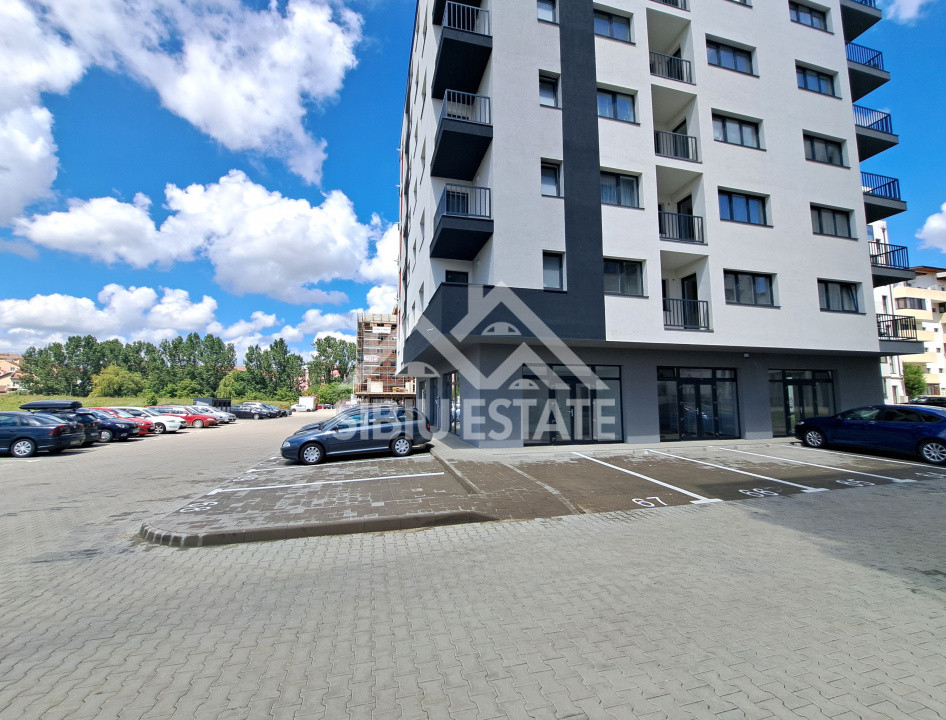 Apartament Sibiu 4 camere, 2 bai NOU lift si parcare