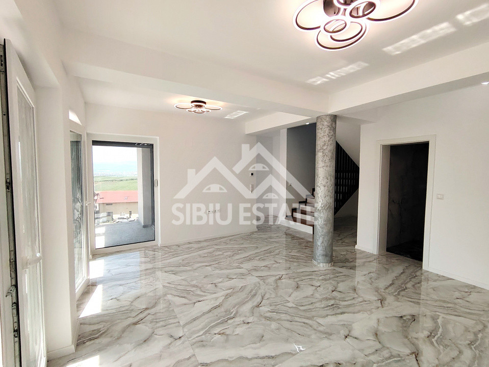 Casa moderna 4 camere, garaj, pivnita  Sibiu, Sura Mare