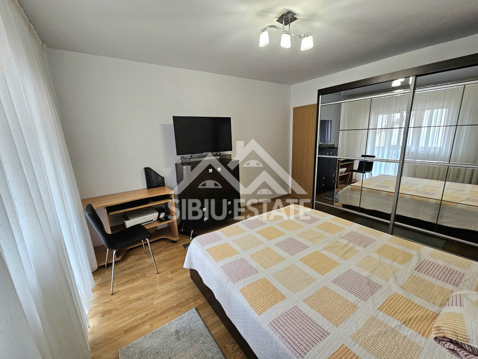Apartament 3 camere, la vila in Selimbar