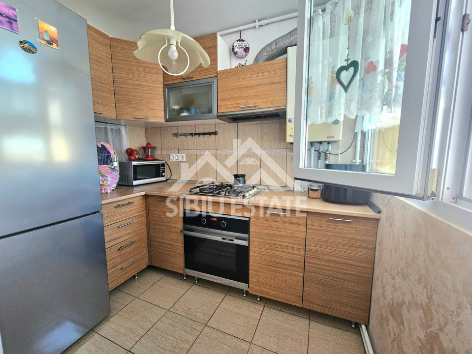 Apartament 3 camere In Sibiu, strada Siretului