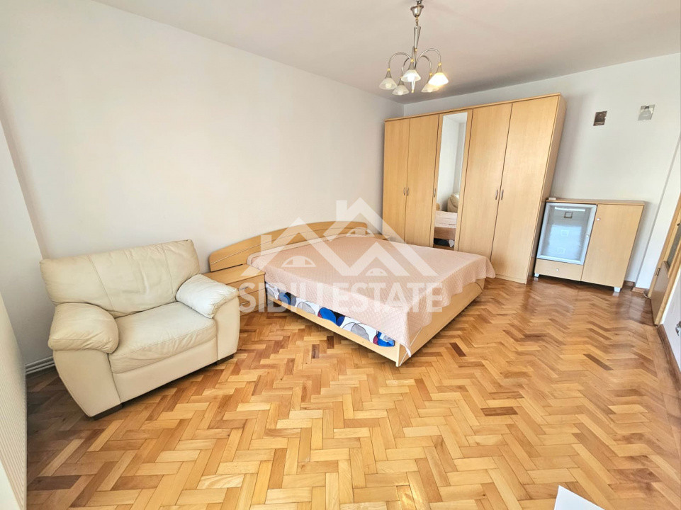 Apartament 3 camere In Sibiu, strada Siretului