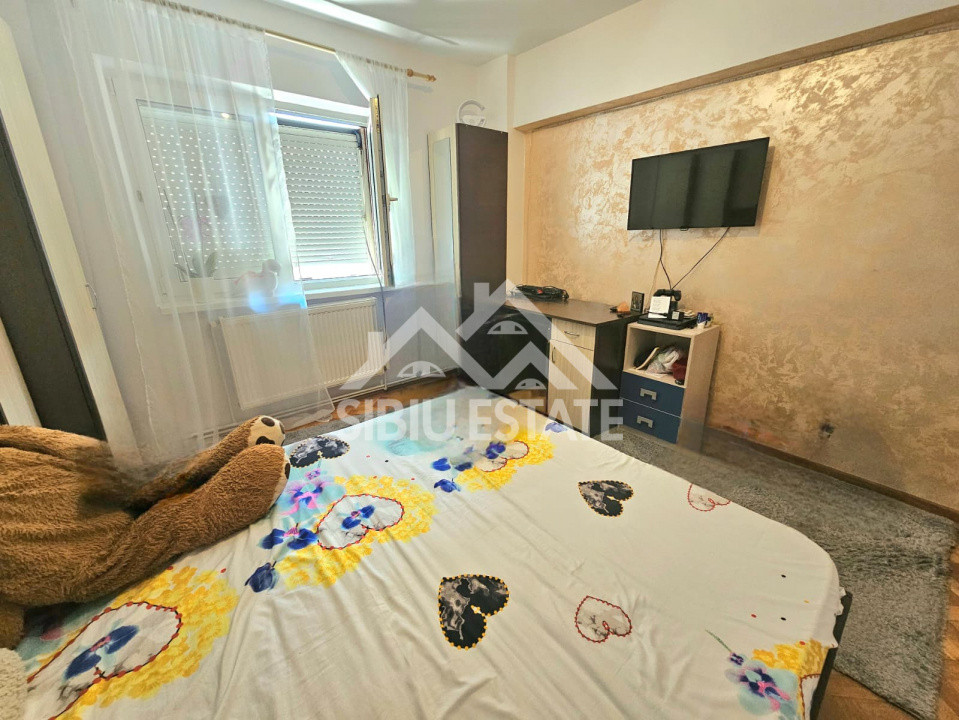 Apartament 3 camere In Sibiu, strada Siretului