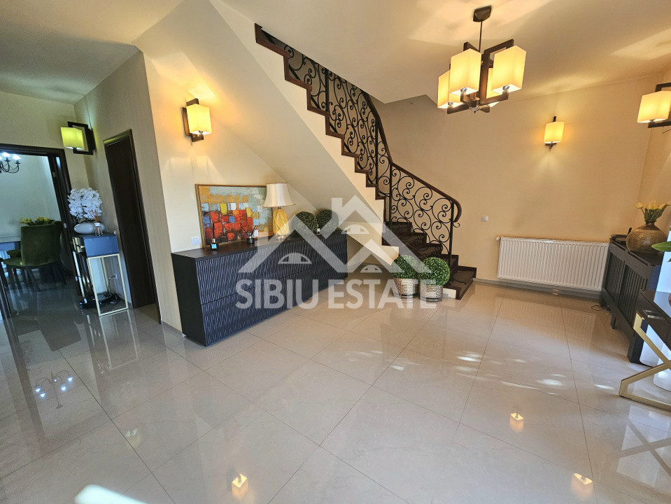 Casa individuala cu garaj in Sura Mare, SIbiu