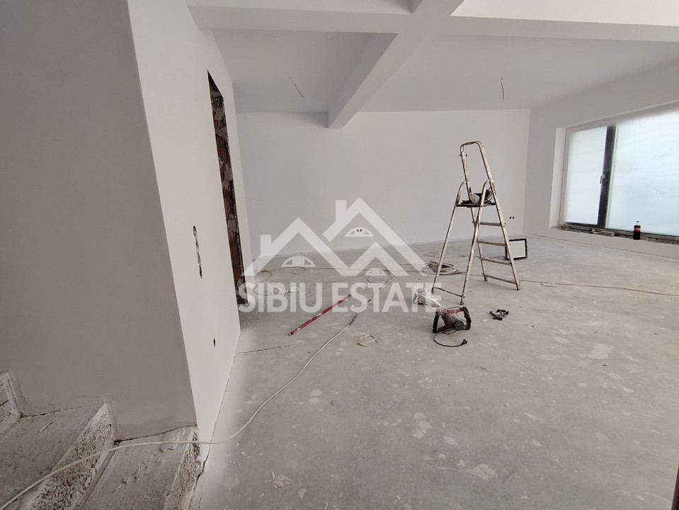 Casa in Selimbar 4 camere si curte spatioasa