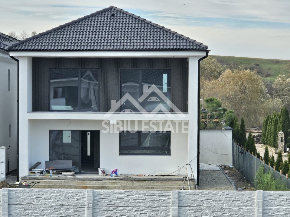 Casa noua 4 camere, Selimbar teren 480 mp