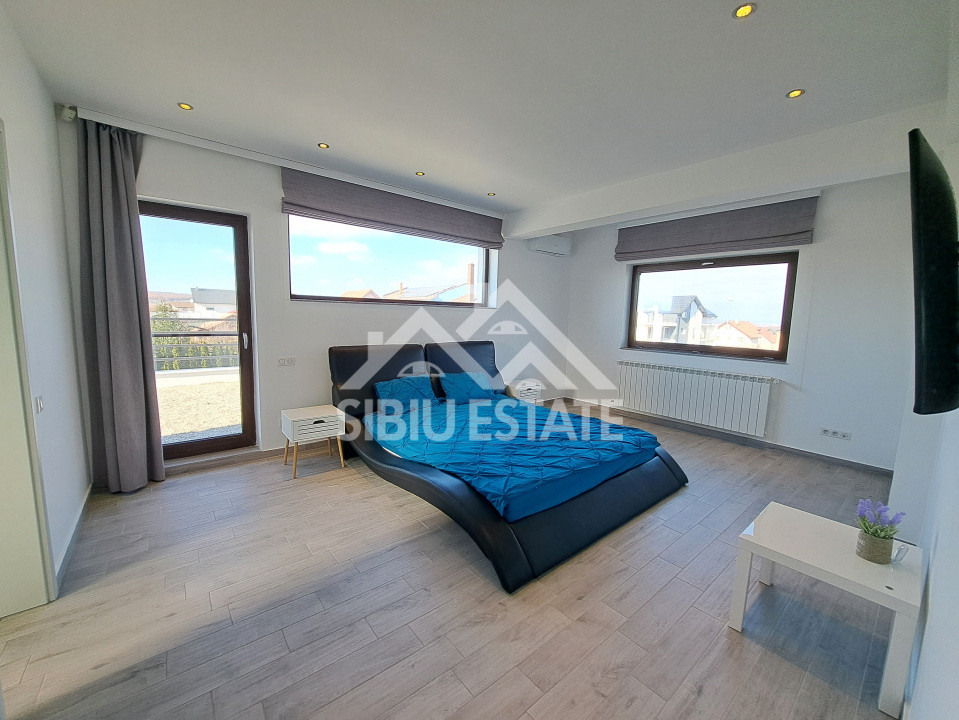 Casa Sibiu 6 camere, teren mare, garaje, Sura Mica