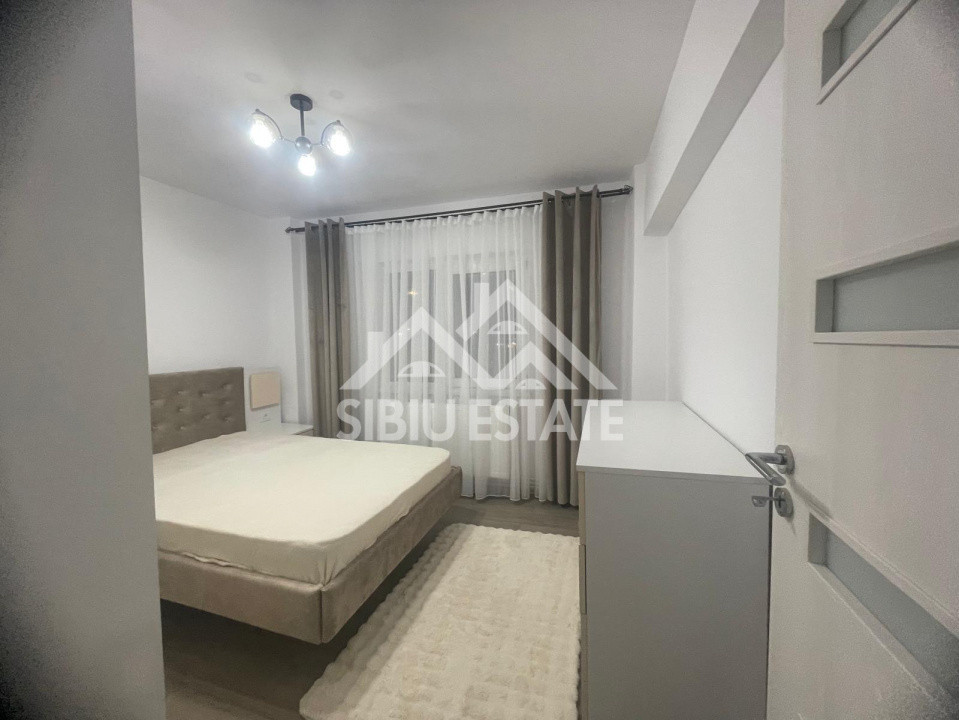 Apartament de vanzare cu 2 camere decomandat, etaj 2, pivnita- Cartierul Strand