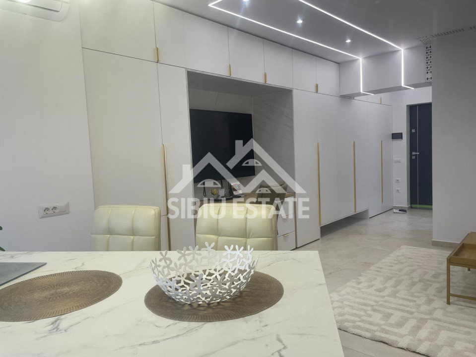 Garsoniera de LUX de inchiriat, etaj 1, mobilata si utilata premium