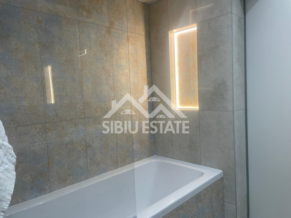 Garsoniera de LUX de inchiriat, etaj 1, mobilata si utilata premium