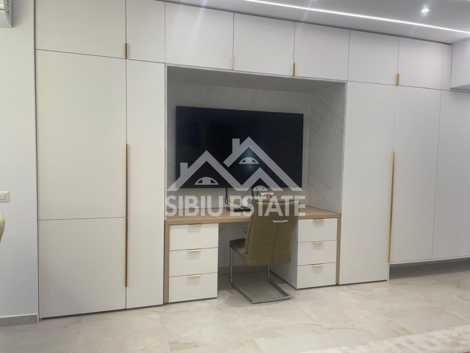 Garsoniera de LUX de inchiriat, etaj 1, mobilata si utilata premium