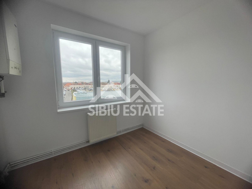 Apartament de vanzare, cu 2 camere, etaj 2, renovat recent Cartier Terezian