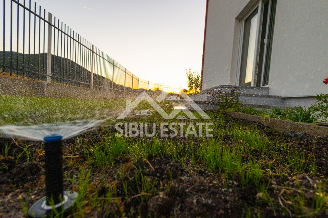 Casa individuala de inchiriat , moderna, prima inchiriere, - Cisnadioara 