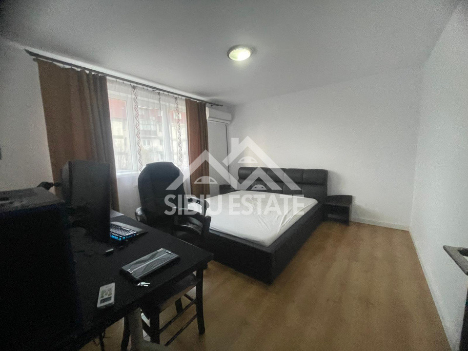 Apartament de vanzare cu 3 camere spatios s.u. 81.3mp-Super pret 1.746 euro/mp. 