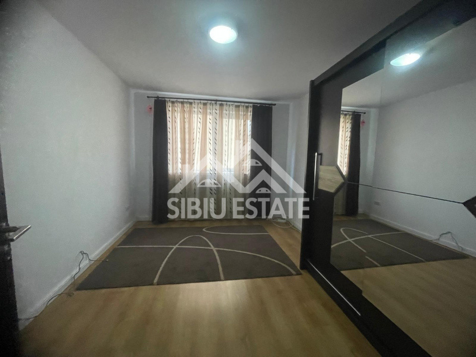 Apartament de vanzare cu 3 camere spatios s.u. 81.3mp-Super pret 1.746 euro/mp. 