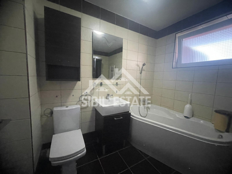 Apartament de vanzare cu 3 camere spatios s.u. 81.3mp-Super pret 1.746 euro/mp. 