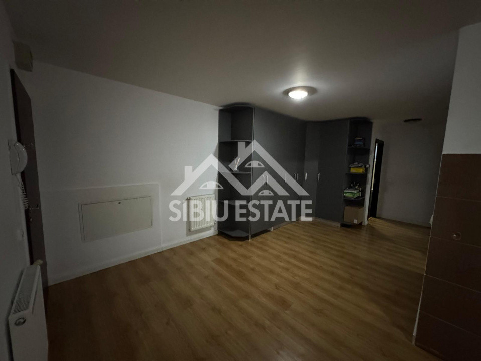 Apartament de vanzare cu 3 camere spatios s.u. 81.3mp-Super pret 1.746 euro/mp. 