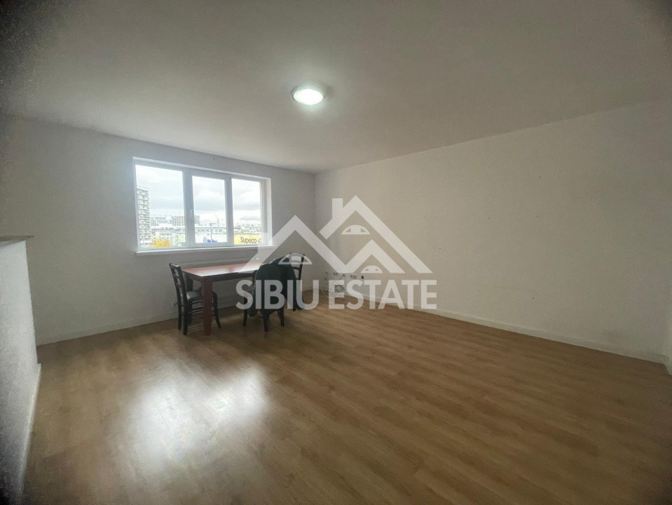 Apartament de vanzare cu 3 camere spatios s.u. 81.3mp-Super pret 1.746 euro/mp. 