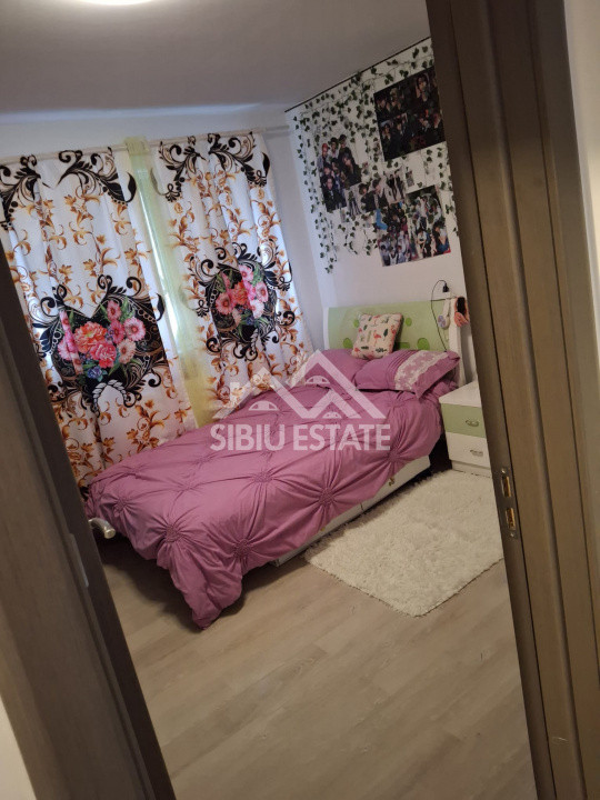 Casa tip duplex de vanzare doua nivele plus mansarada- Cartier Arhitectilor