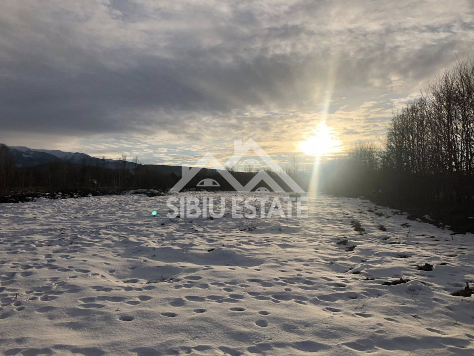 Teren de vânzare cu autorizatie de constructie pe Valea Avrigului, Sibiu!