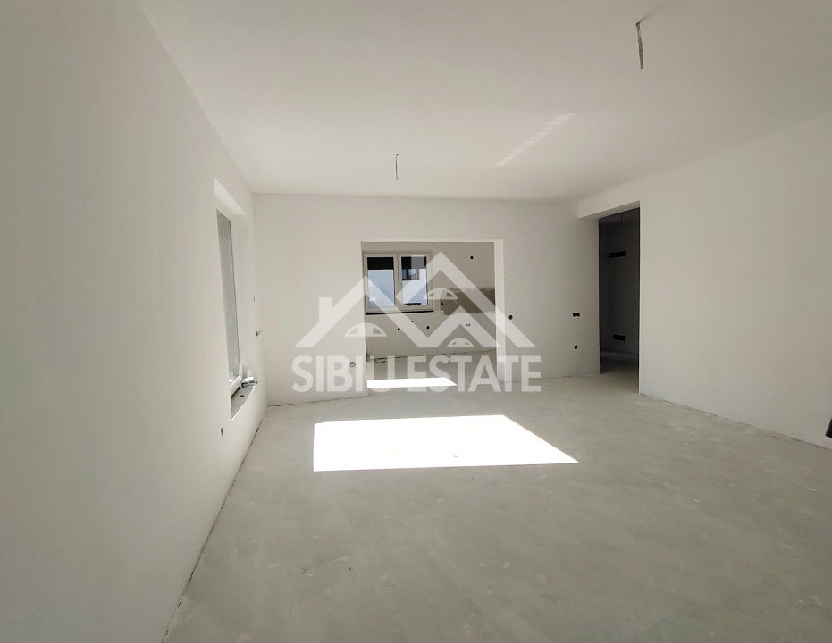 Casa noua Sibiu, Selimbar, garaj, pivnita, curte mare