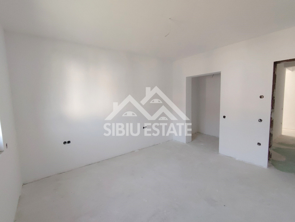 Casa noua Sibiu, Selimbar, garaj, pivnita, curte mare