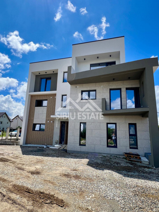  Apartament 4 camere , 115 mp , Grădină 173 mp , Terasă 18,5 mp