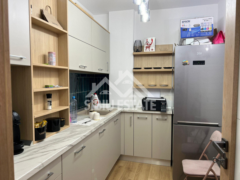 Spatiu de birouri de inchiriat cu 3 camere, 2 locuri de parcare