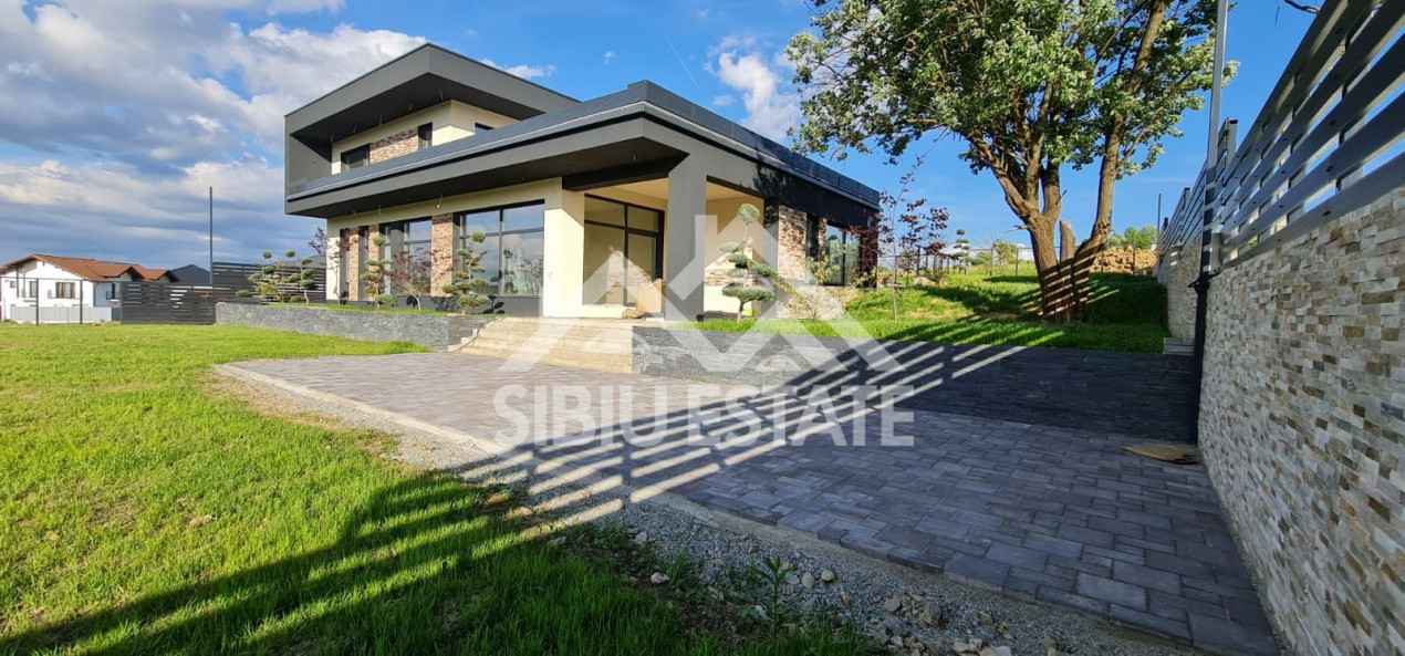 Casa Sibiu Cisnadioara, garaj, piscina, terase panoramice