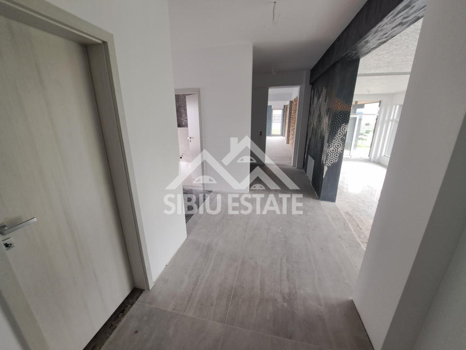 Casa Sibiu Cisnadioara, garaj, piscina, terase panoramice