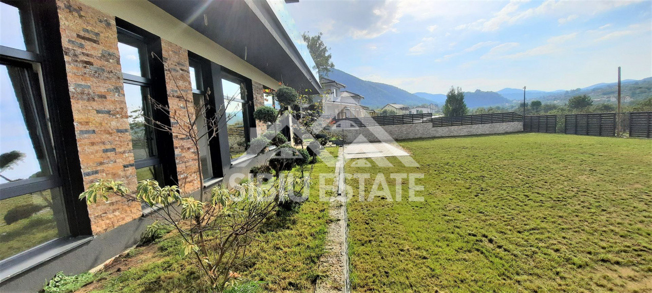 Casa Sibiu Cisnadioara, garaj, piscina, terase panoramice