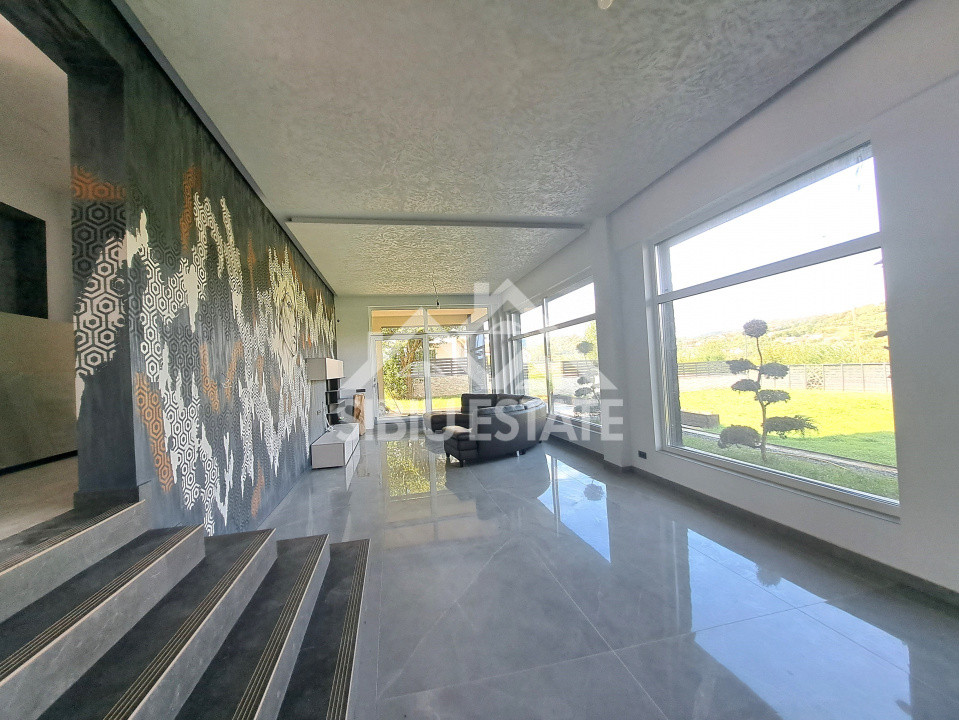 Casa Sibiu Cisnadioara, garaj, piscina, terase panoramice