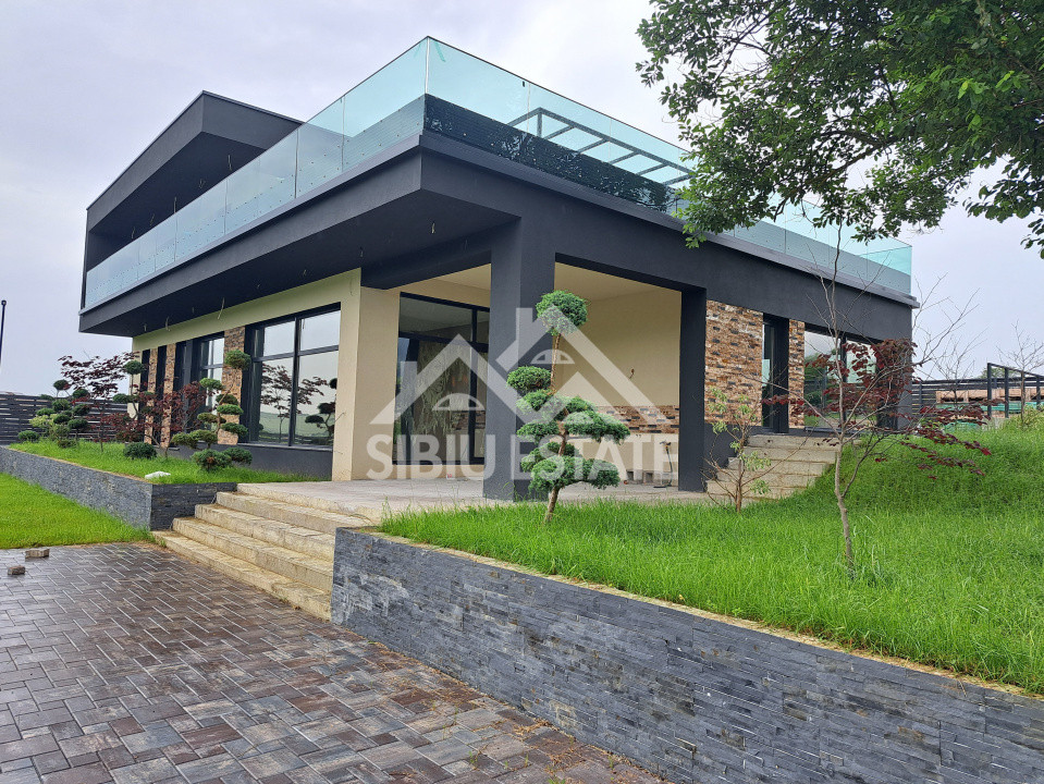Casa Sibiu Cisnadioara, garaj, piscina, terase panoramice