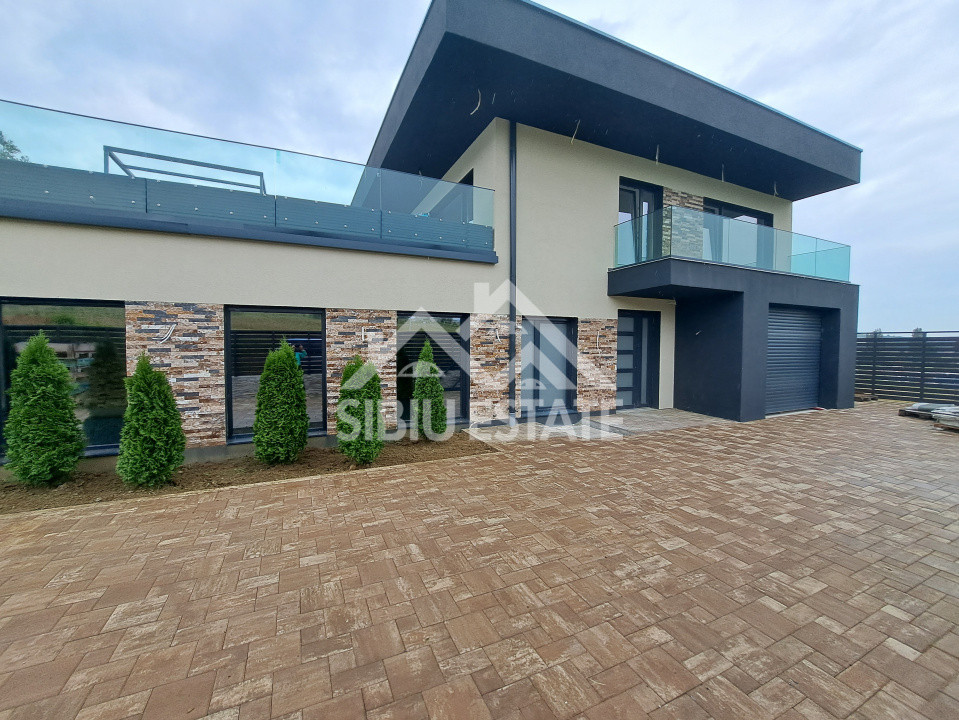 Casa Sibiu Cisnadioara, garaj, piscina, terase panoramice