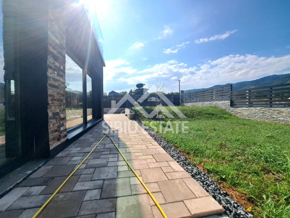 Casa Sibiu Cisnadioara, garaj, piscina, terase panoramice