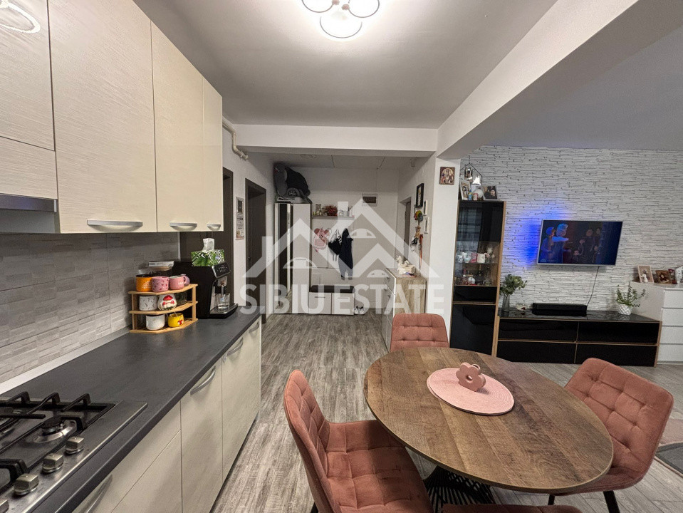 Apartament  3 camere pod in folosinta Sibiu, Arhitectilor