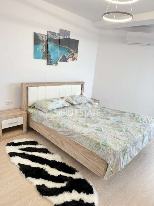Apartament modern, de inchiriat, cu 3 camere, 2 balcoane, lift- Prima inchiriere
