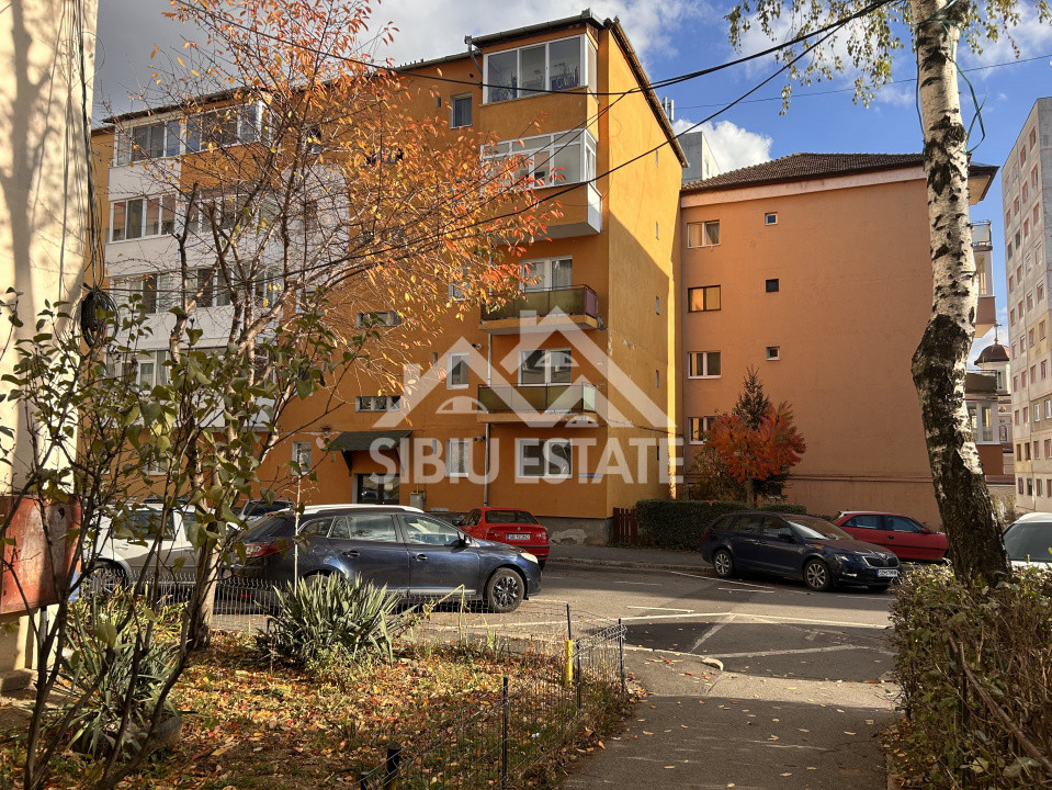 Apartament 4 camere etaj 1, Sibiu - Vasile Aaron Comision 0%