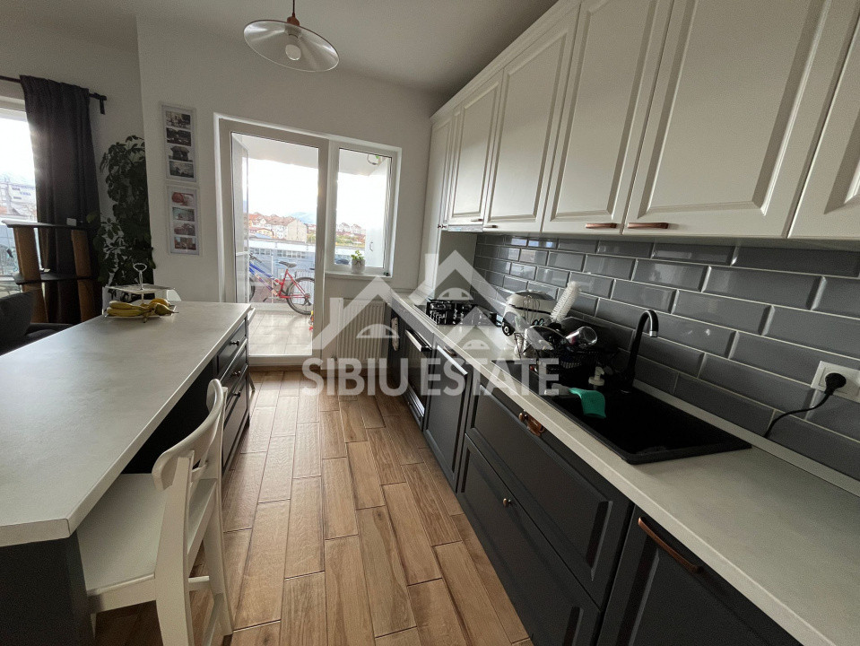 Apartament decomandat cu 3 camere 72. mp - mobilat, utilat- Cartier Kogălniceanu