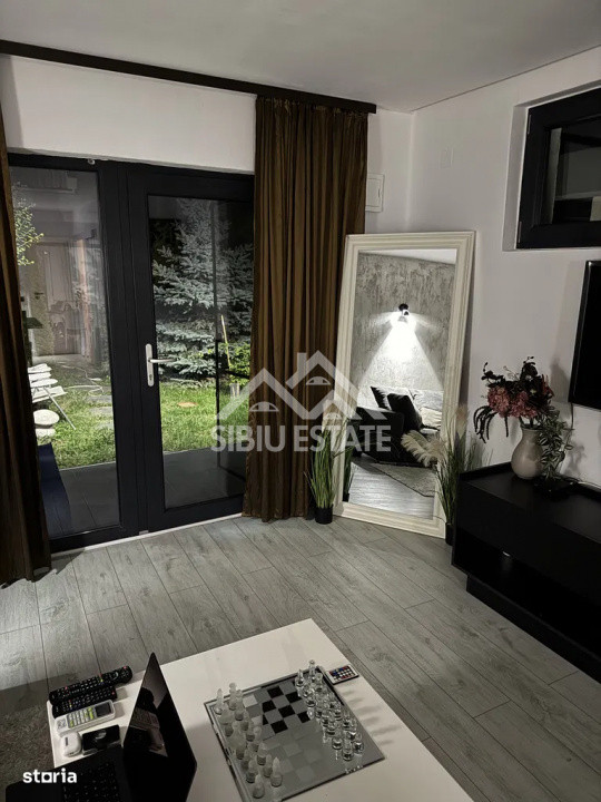 Apartament de inchiriat cu 2 camere, gradina - Zona Parcul Sub Arini