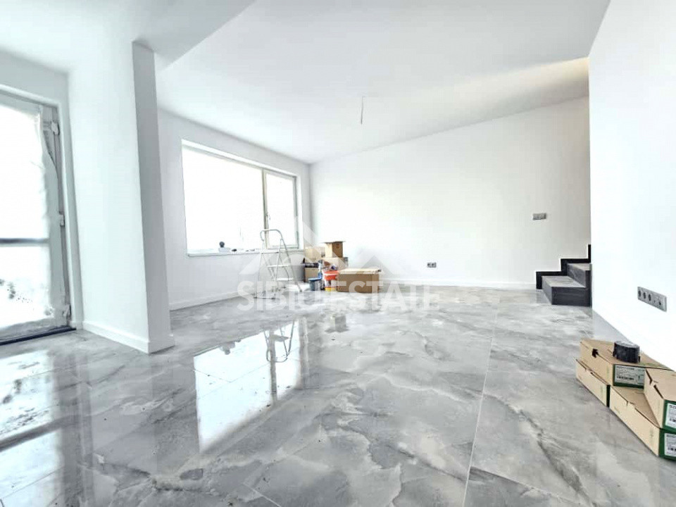 Casa noua 5 camere, 2 bai, spatiu si confort la cheie