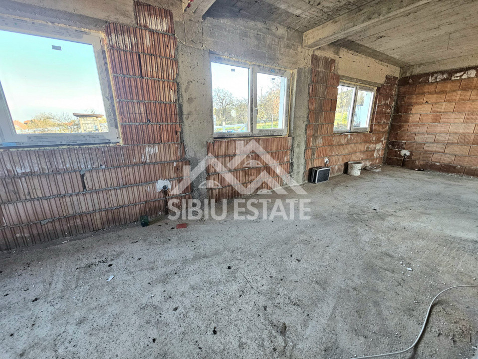 Casa tip duplex , Sura Mica , Sibiu