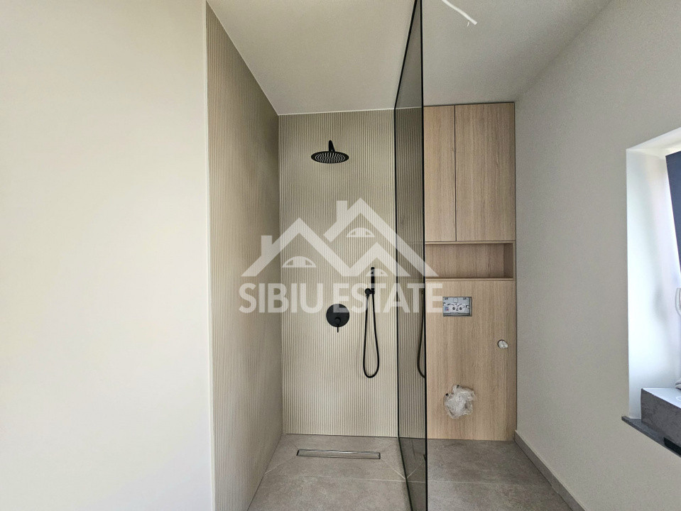 Casa moderna cu garaj si 5 camere Selimbar