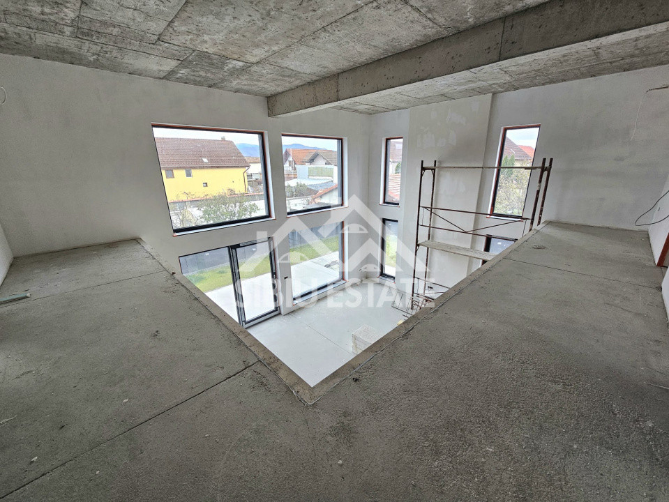 Casa moderna cu garaj si 5 camere Selimbar