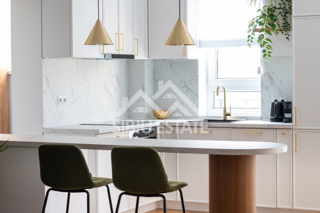 Apartament de LUX de  inchiriat cu 2 camere, loc de parcare -mobilat si utilat