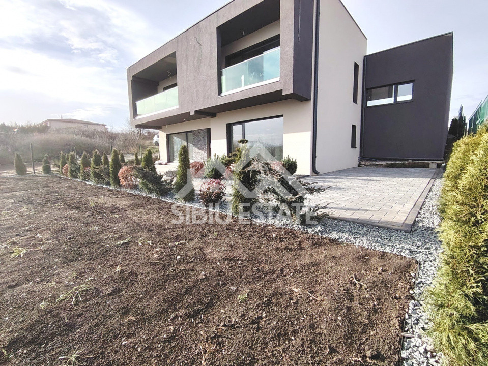 Casa Sibiu, Selimbar teren 790 mp, garaj, terase