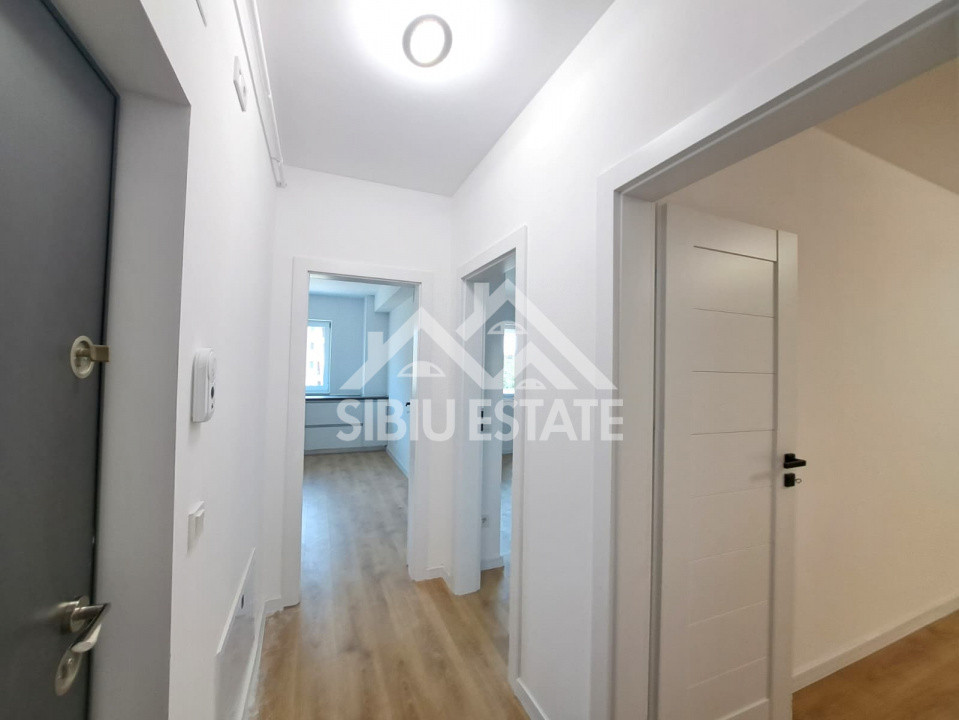 Apartament Sibiu 3 camere, 2 bai, terasa si boxa