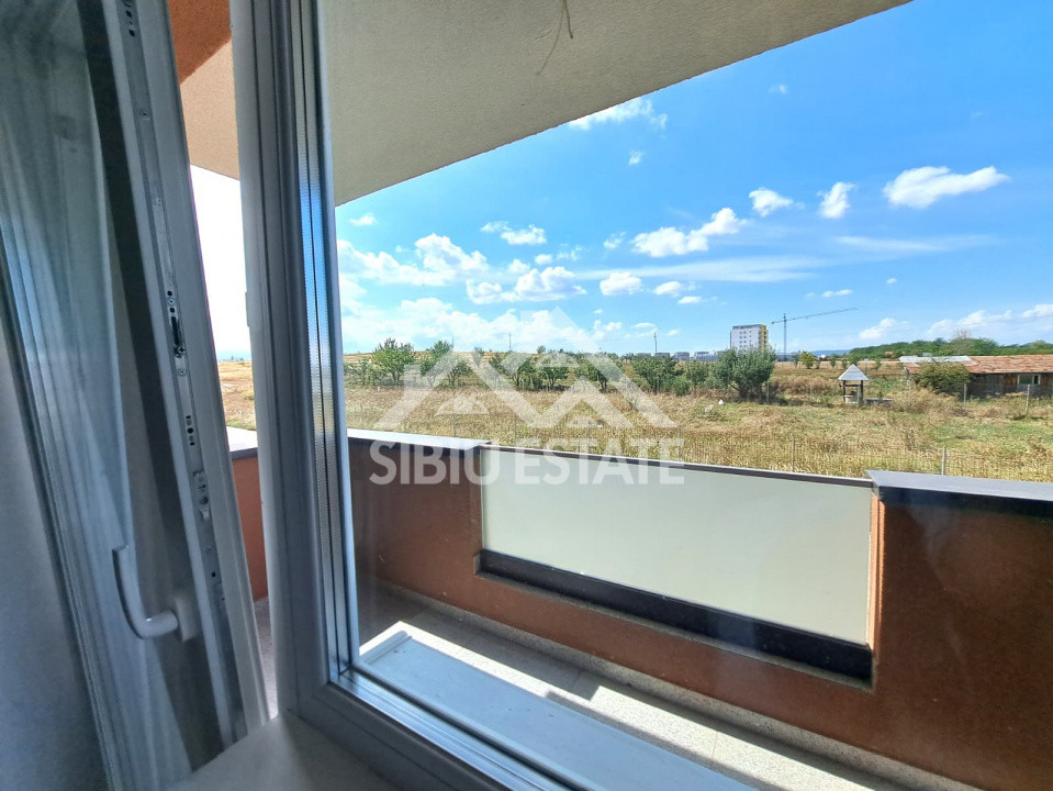 Apartament Sibiu 3 camere, 2 bai, terasa si boxa