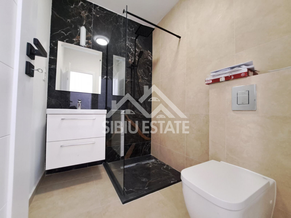 Apartament Sibiu 3 camere, 2 bai, terasa si boxa